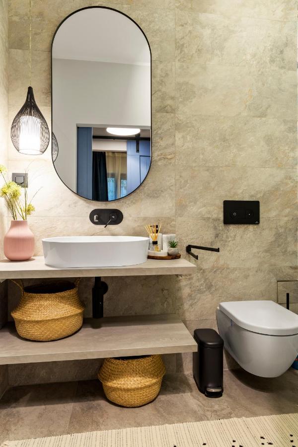 Tova Pearl Ultracentral - Romana Square Subway Apartment Bucharest Exterior photo